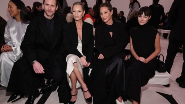 New York Fashion Week. A World of Fashion, Glamour & Style. - Image 3