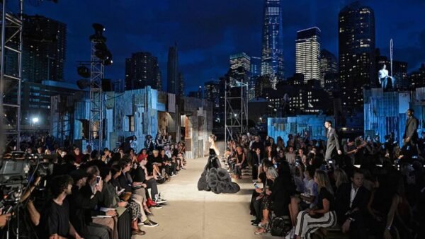 New York Fashion Week. A World of Fashion, Glamour & Style. - Image 6